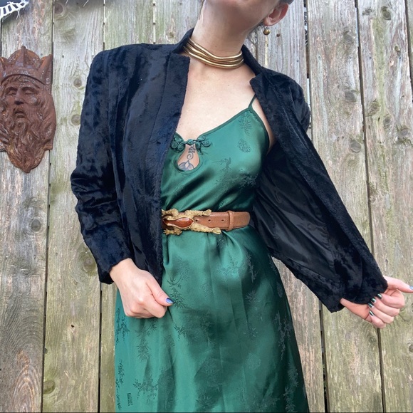 • v i n t a g e • cropped faux fur jacket - Picture 2 of 7